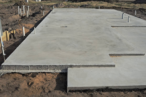 Best Affordable Concrete Contractor  in Bloomfield, IN