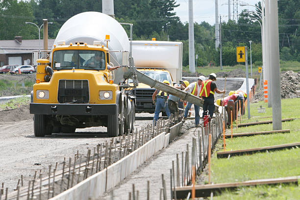  Bloomfield, IN Concrete contractor Pros